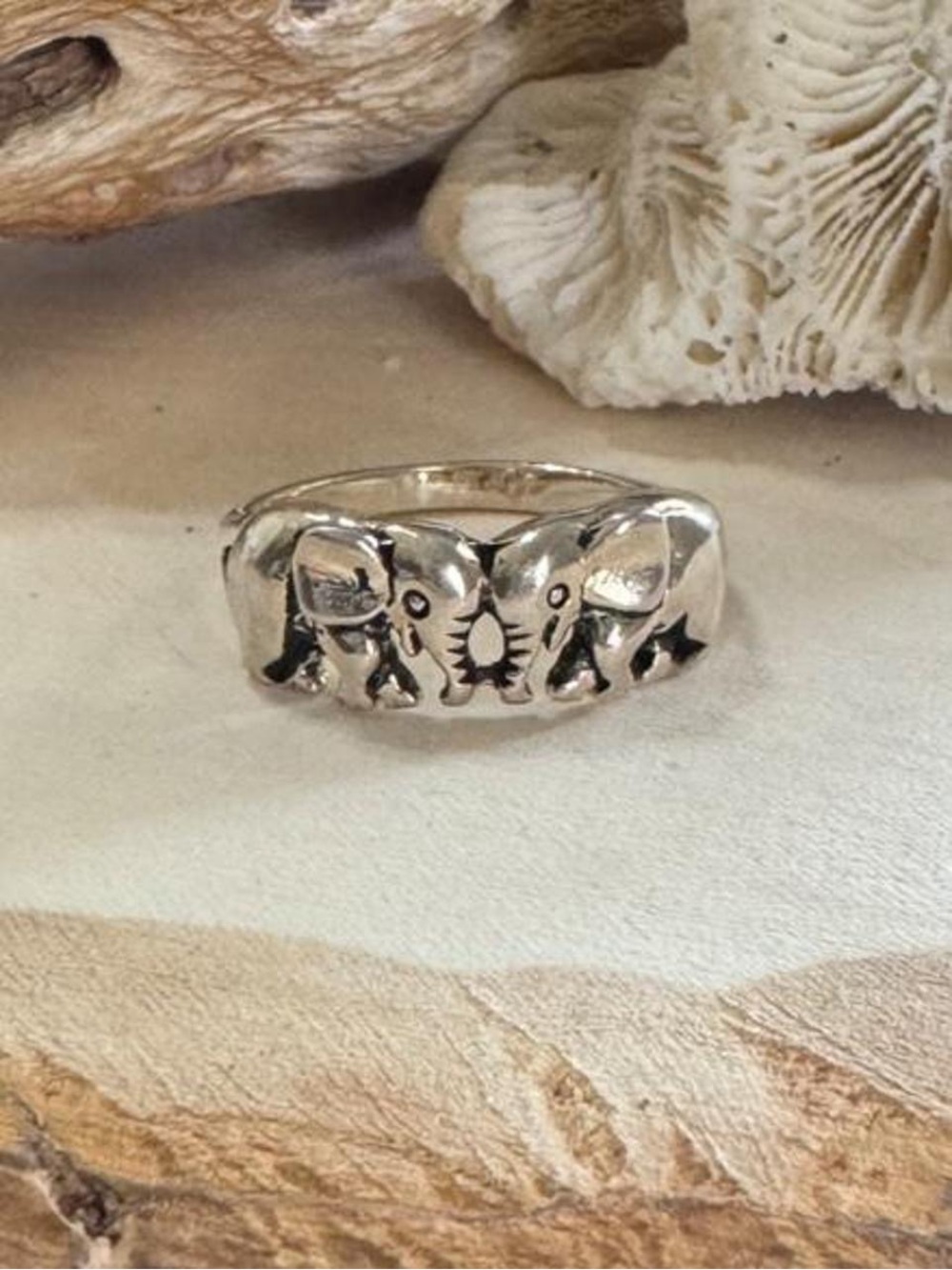 925 Sterling Silver Elephant Ring size 6.5